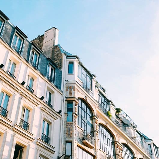 https://www.airgeo.fr/uploads/Marchand_Biens_Image_Carre_4c89204c55.jpg